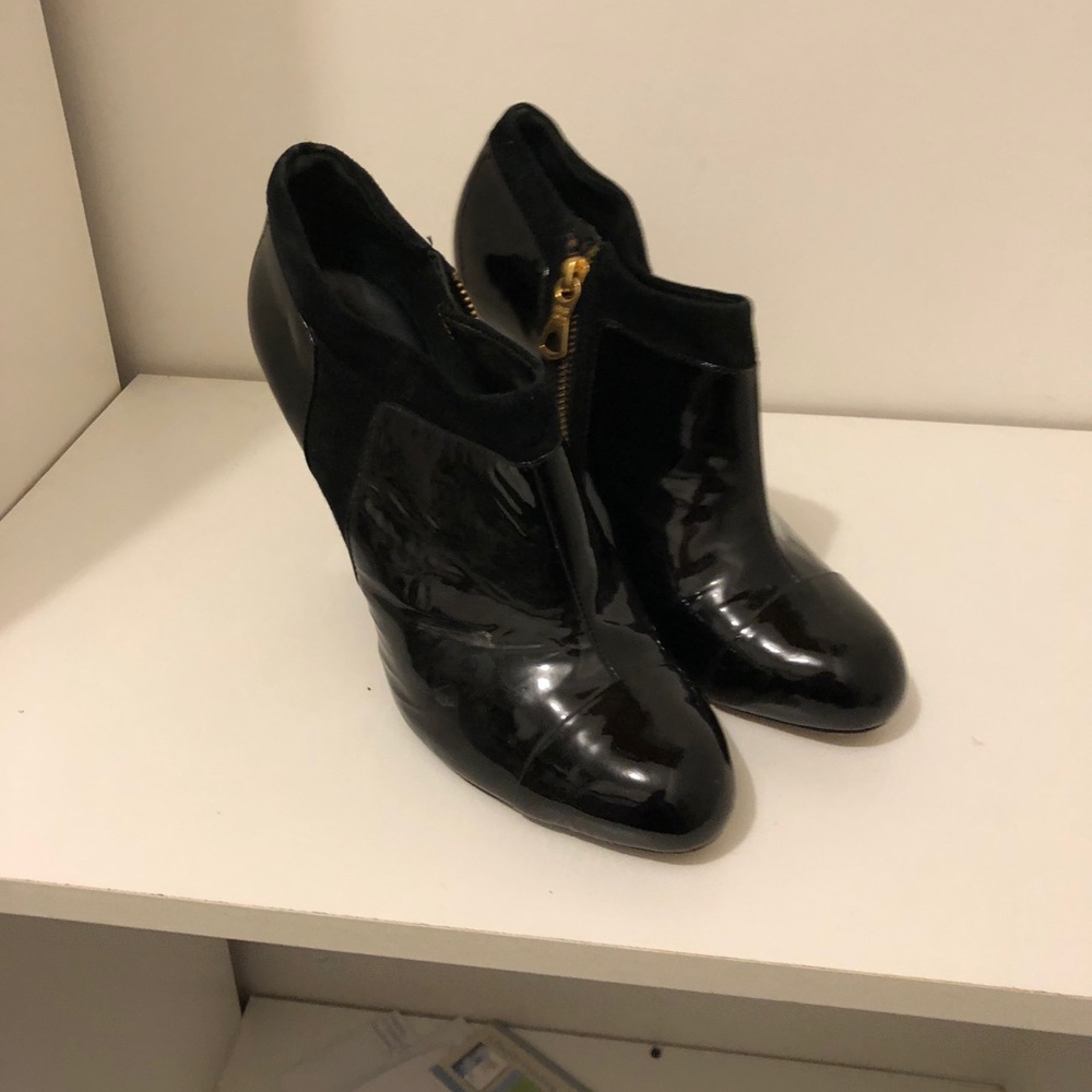 BCBG Maxazria Bootie heels
